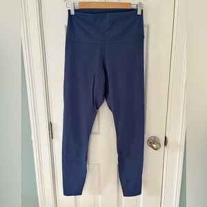 Everlane perform leggings, size M